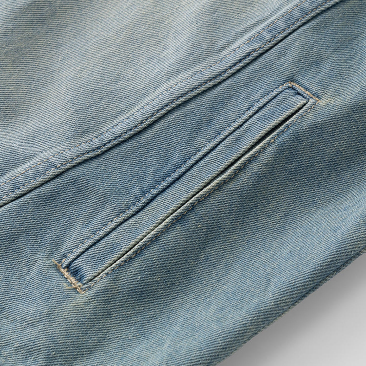 Lightweight Crewneck Denim jacket