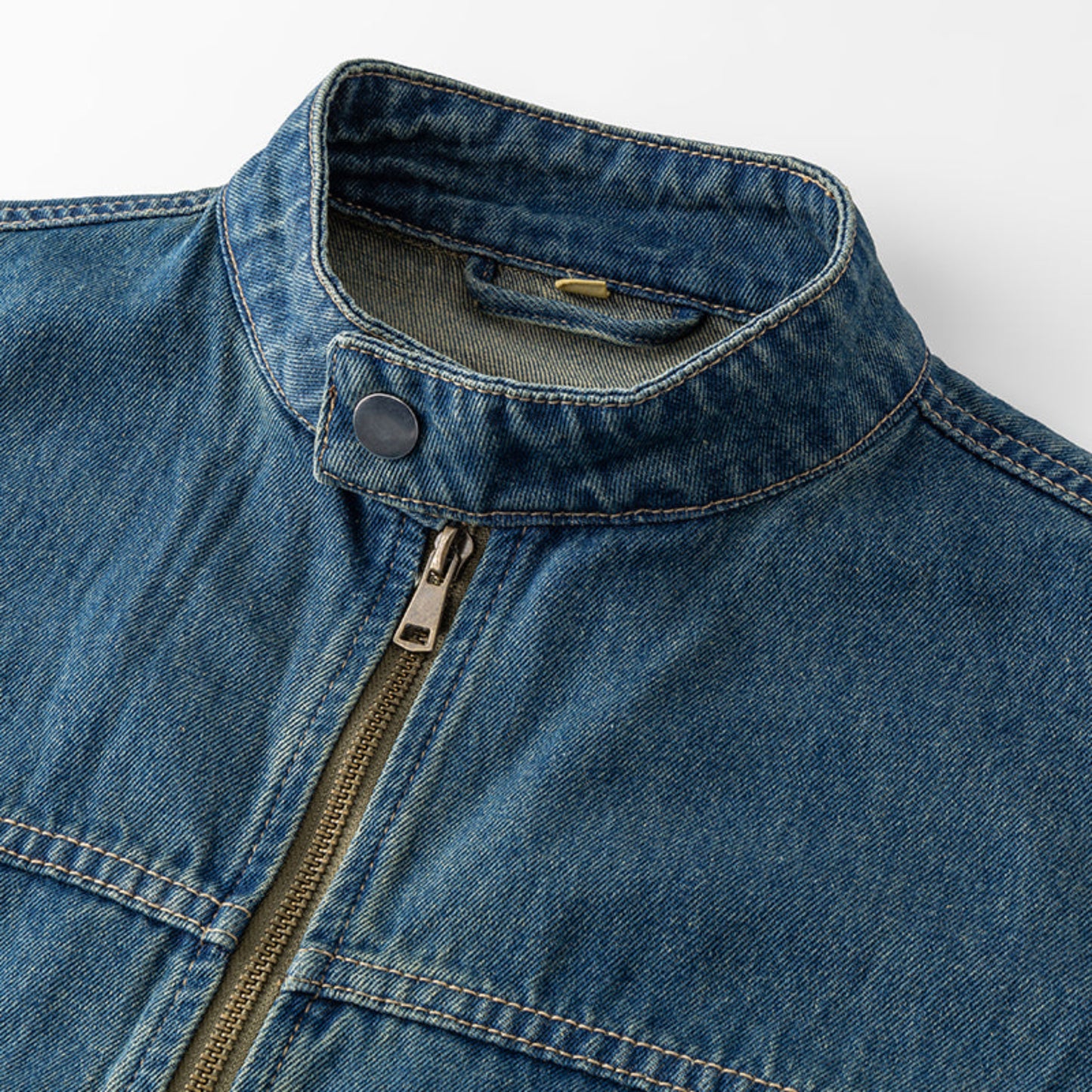 Lightweight Crewneck Denim jacket