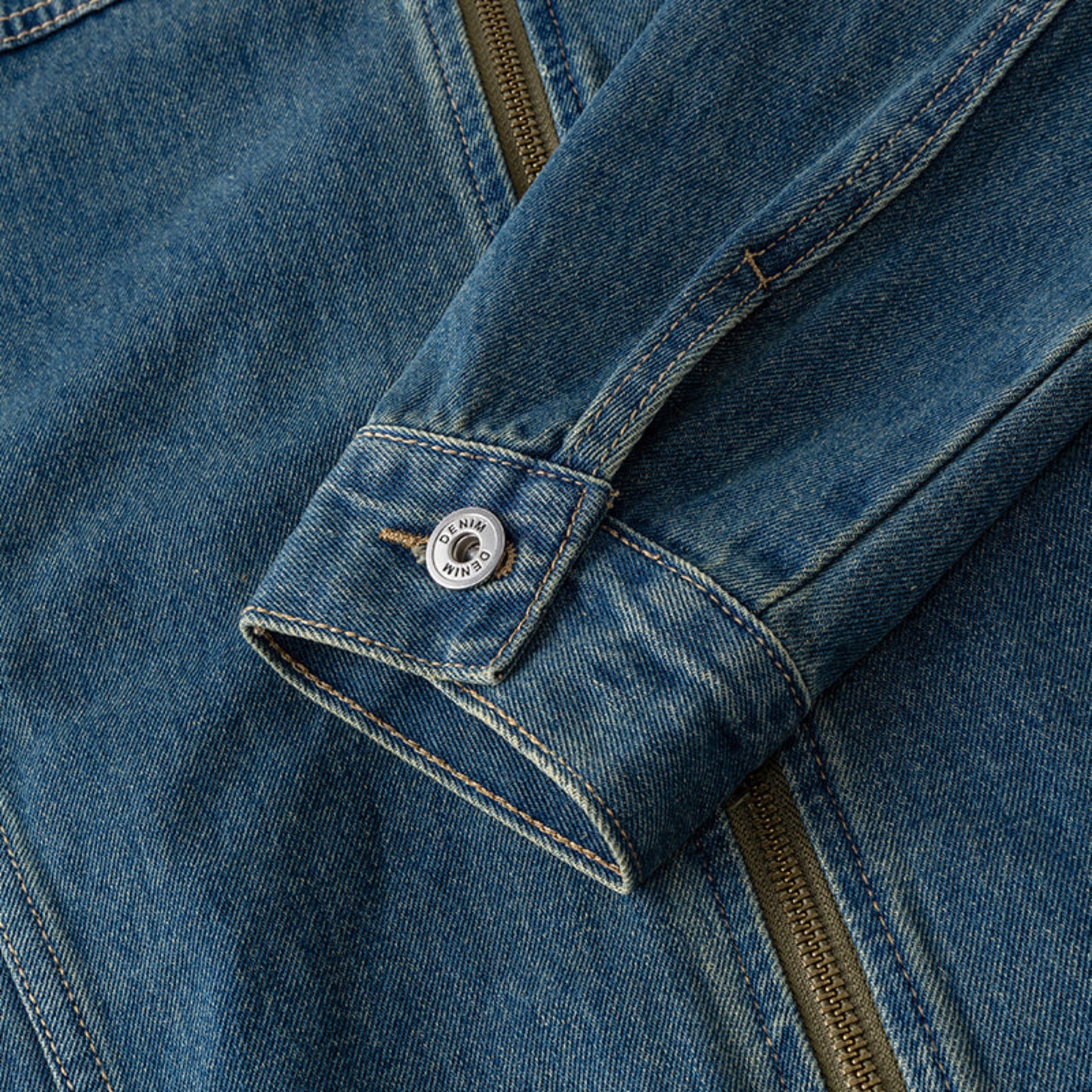 Lightweight Crewneck Denim jacket