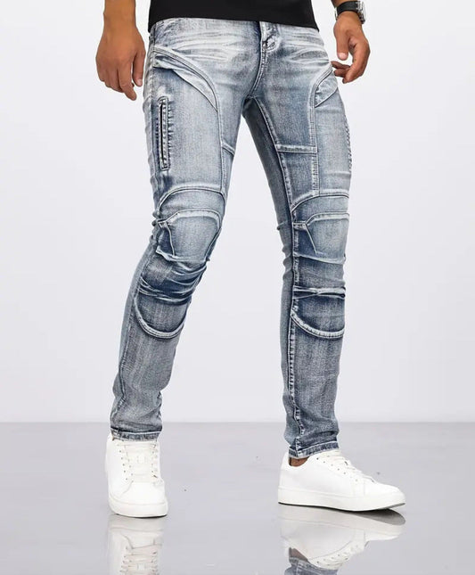 Distressed Slim Fit jeans with patchwork