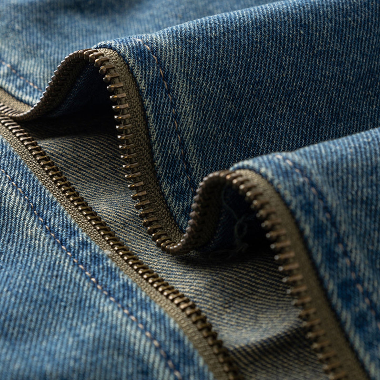 Lightweight Crewneck Denim jacket