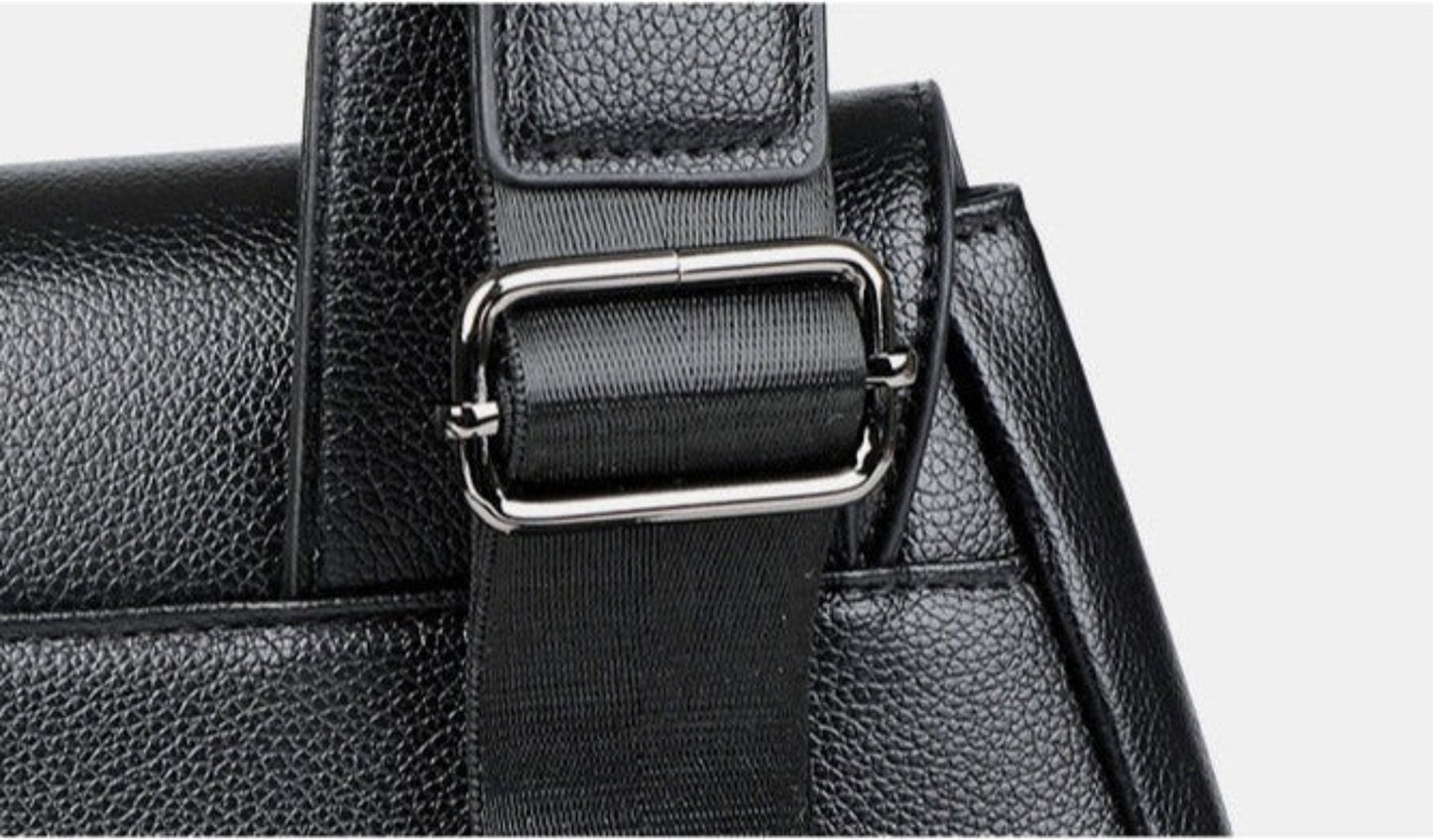 Crossbody Saddle Messenger Bag